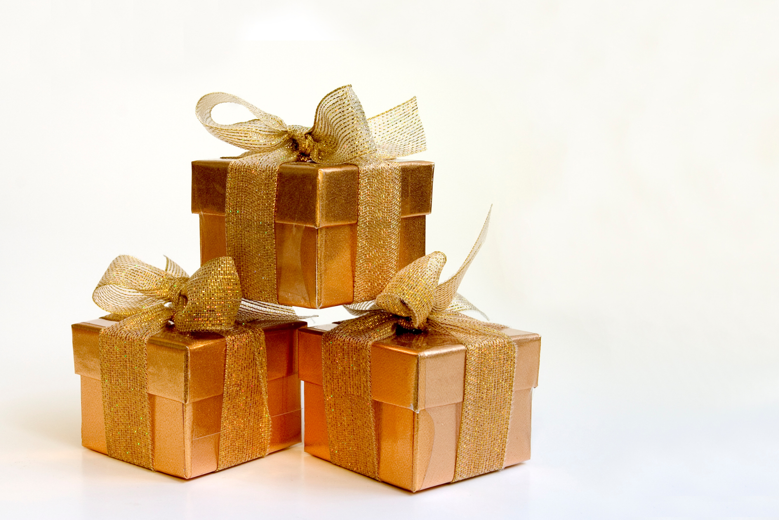 hello sunshine gift box, sunshine gift box, sunshine box delivery, give a box of sunshine