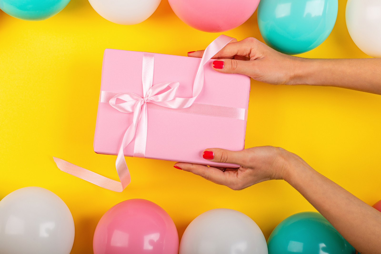 best seller gift box, best selling gifts for her, best selling gift boxes
