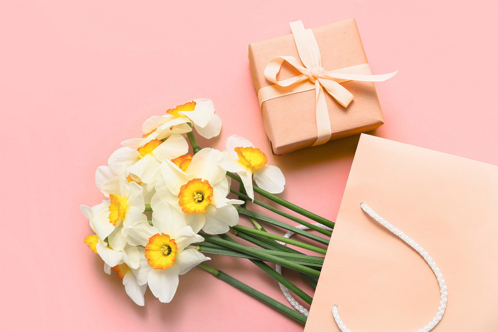 best gifts $50 and under, curated gift boxes under $50, gift under $50, best gift basket under $50