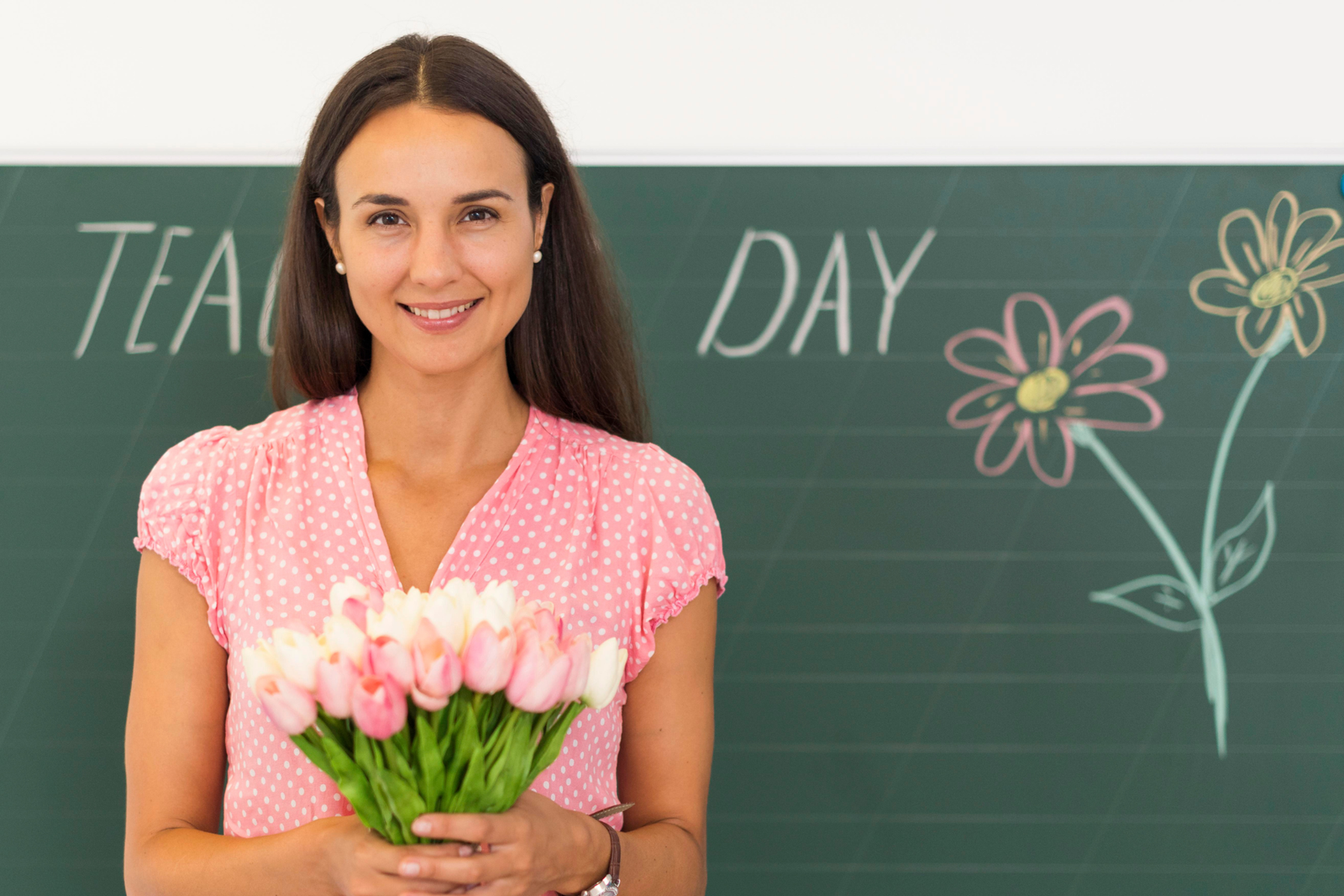 teacher appreciation gift box, gift for teacher appreciation week, what to give teachers on teacher appreciation day