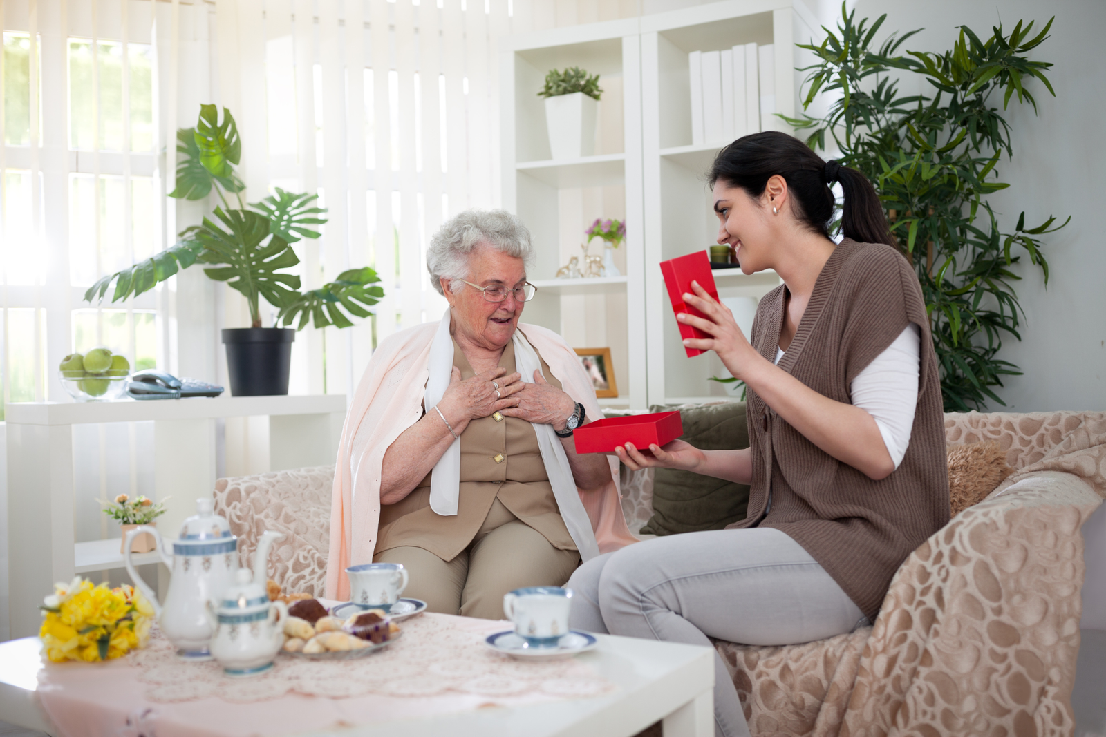 pick me up box, send a pick me up gift, pick me up gift box, little pick me up