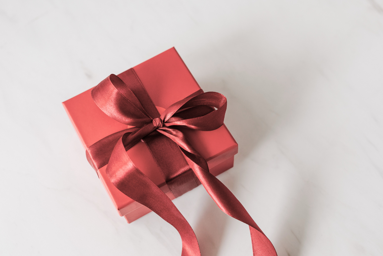 valentine care packages for college students, valentine package, college valentine care package