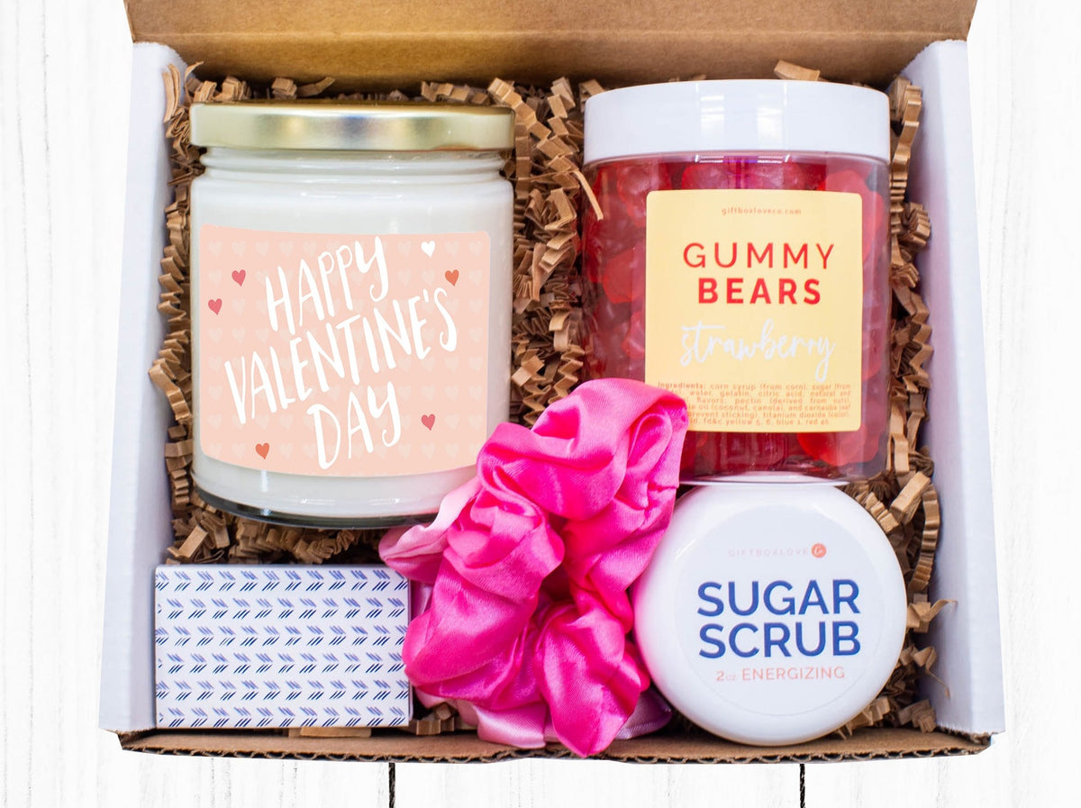 Valentine&#39;s Day Candle Gift Box