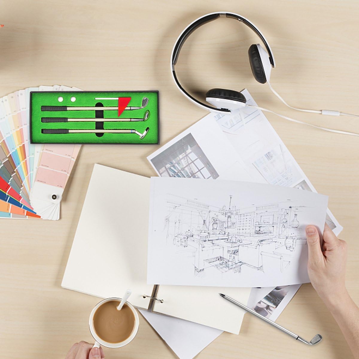 Mini Desktop Golf Pen Set with Putting Green