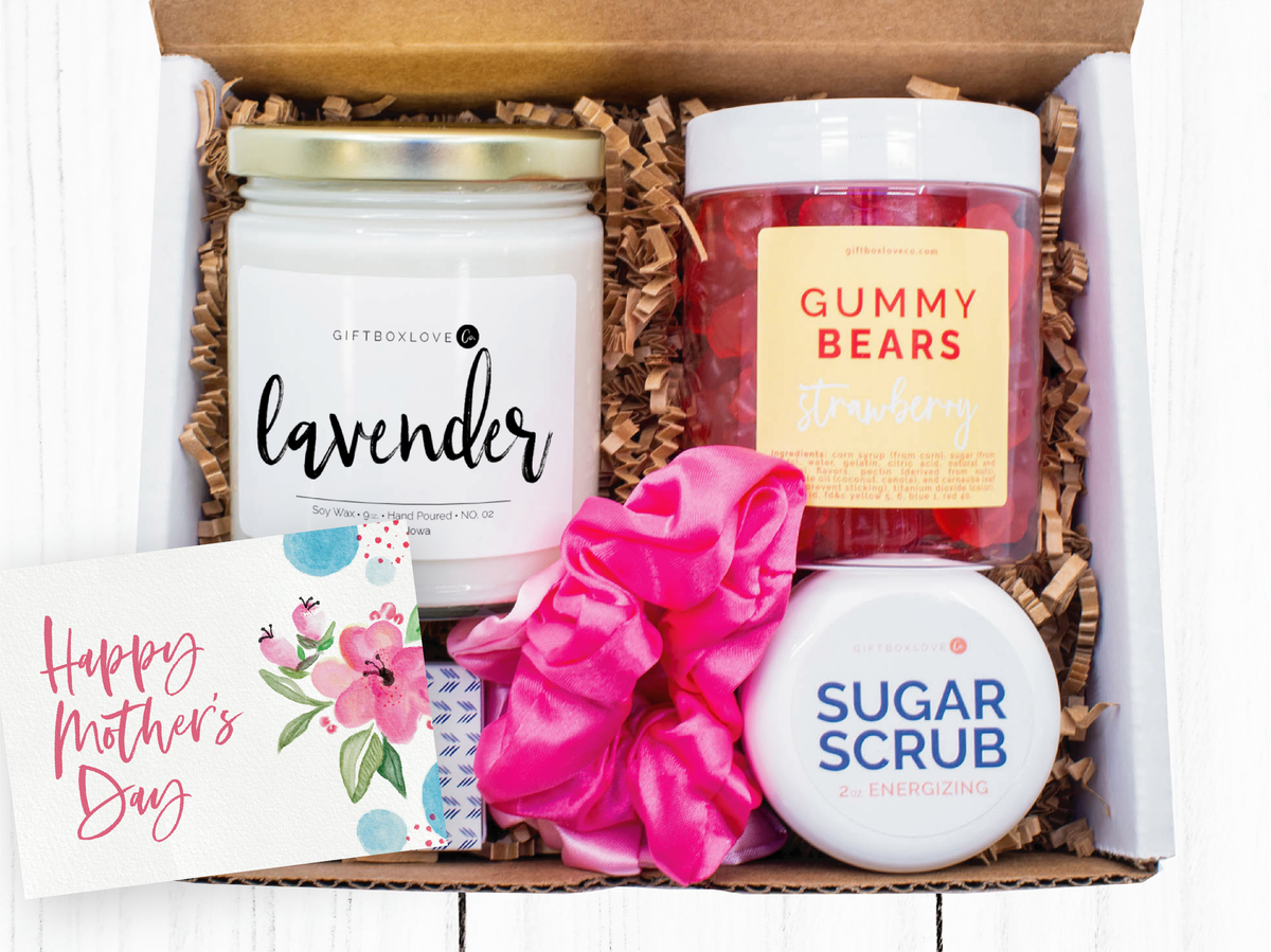 Mother&#39;s Day Lavender Soy Candle Gift Box